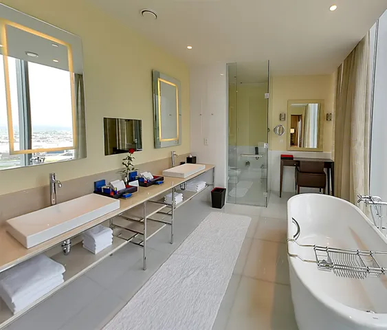 Urban Presidential Apartment panoramic experience preview